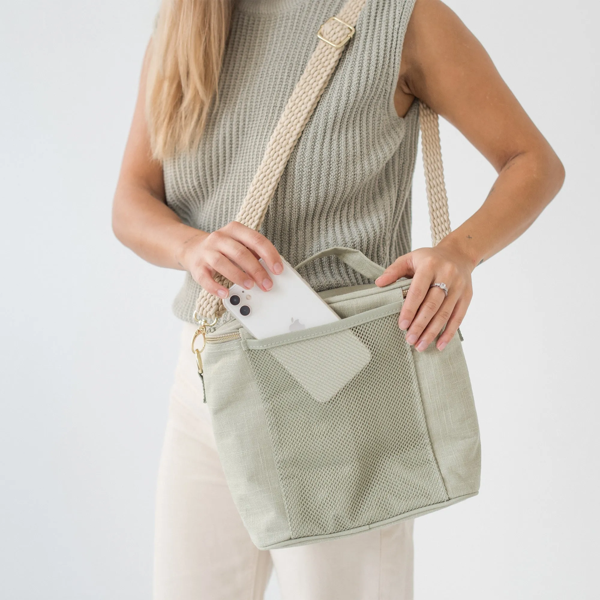 Sage Green Lunch Poche