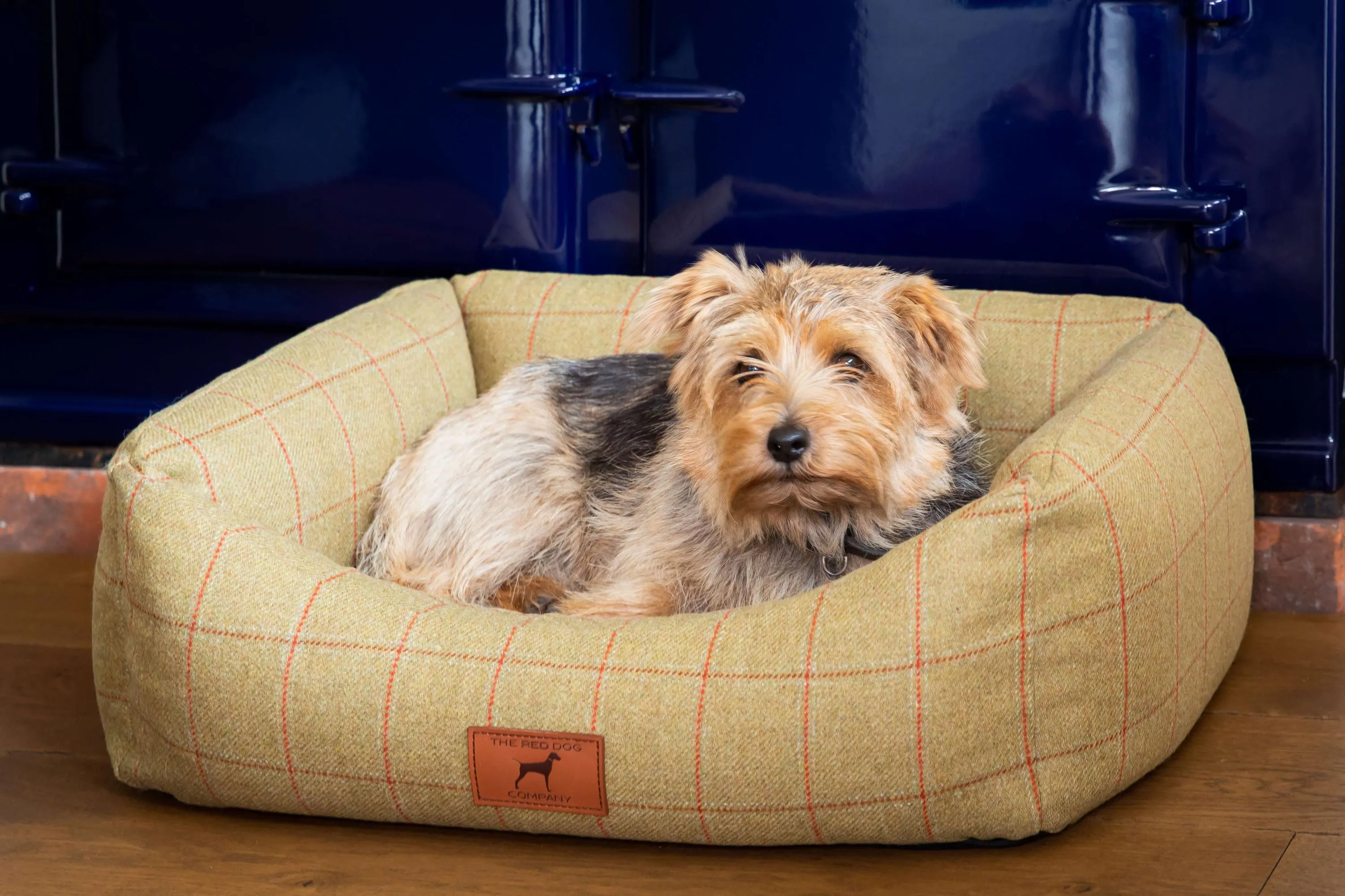 Tweed Classic Dog Bed